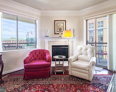 901 N Monroe Street - Photo Thumbnail 13
