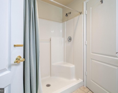 901 N Monroe Street - Photo Thumbnail 29