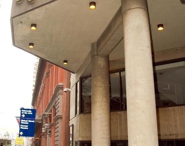 1420 Locust Street - Photo Thumbnail 13