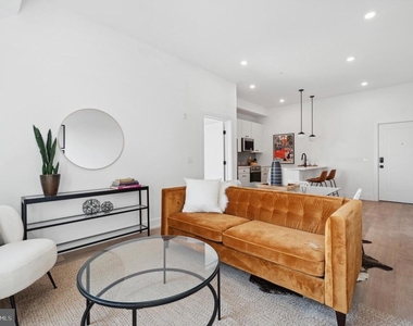 3037 Richmond Street - Photo Thumbnail 9