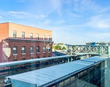 1131 N Front Street - Photo Thumbnail 25