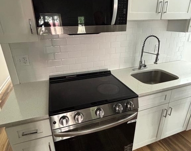 4854 Brown Street - Photo Thumbnail 7