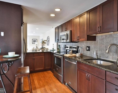 630 N 17th Street - Photo Thumbnail 3