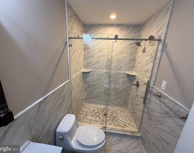 2226 Dickinson Street - Photo Thumbnail 8