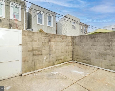 438 Dudley Street - Photo Thumbnail 6
