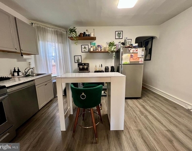 5411 W Berks Street - Photo Thumbnail 8