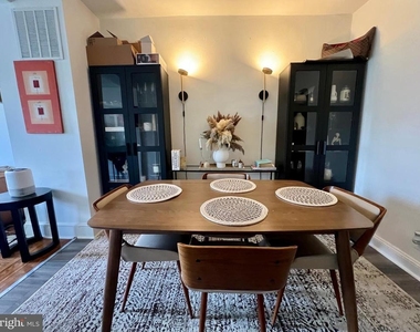 5411 W Berks Street - Photo Thumbnail 4