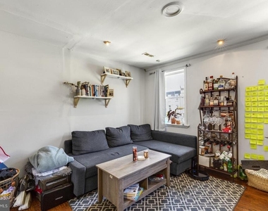 238 W Girard Avenue - Photo Thumbnail 2