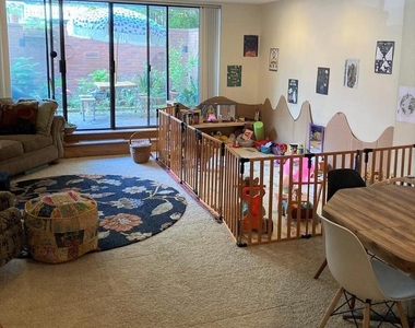 333 Monroe Street - Photo Thumbnail 4