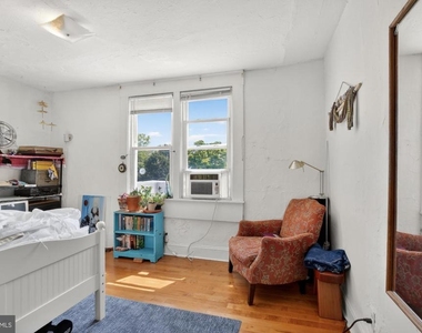 916 Pine Street - Photo Thumbnail 6