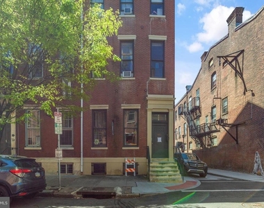 916 Pine Street - Photo Thumbnail 13