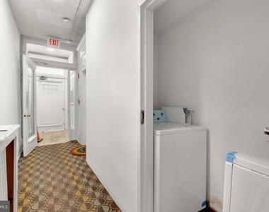916 Pine Street - Photo Thumbnail 11