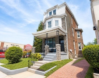 5547 Ridge Avenue - Photo Thumbnail 1
