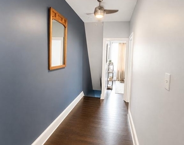 5547 Ridge Avenue - Photo Thumbnail 13