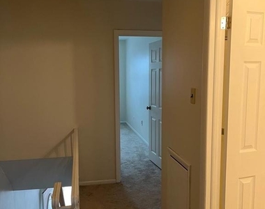 3584 Dows Road - Photo Thumbnail 14