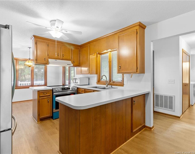 3120 Sandwedge - Photo Thumbnail 3