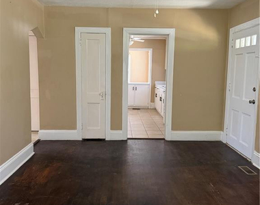216 Brainerd Avenue - Photo Thumbnail 7