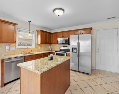 1659 Rock Creek Lane - Photo Thumbnail 11