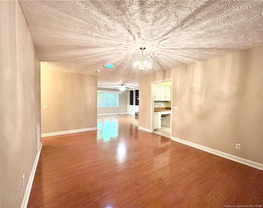 1963 Wedgewood Drive - Photo Thumbnail 6
