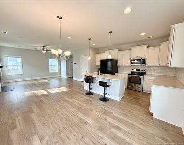 162 Old Montague Way - Photo Thumbnail 4