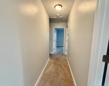 162 Old Montague Way - Photo Thumbnail 11