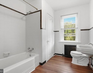 206 N Charlotte Street - Photo Thumbnail 17