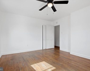 206 N Charlotte Street - Photo Thumbnail 19