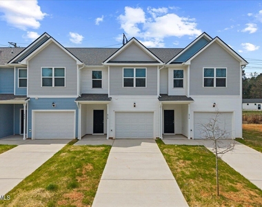 878 John Street - Photo Thumbnail 19