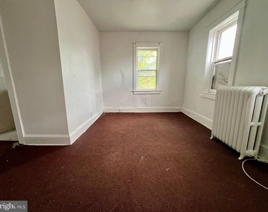 1001 Clifton Avenue - Photo Thumbnail 5
