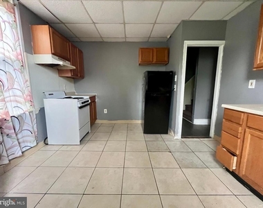 700 Pine Street - Photo Thumbnail 5