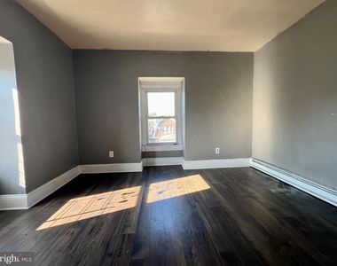 700 Pine Street - Photo Thumbnail 11