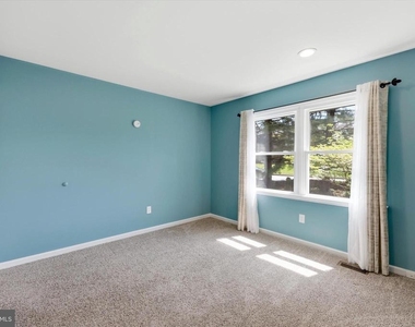 615 W Rosedale Avenue - Photo Thumbnail 22