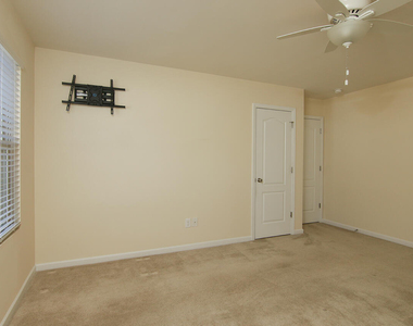 705 Keystone Park Drive - Photo Thumbnail 13