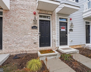 114 King Street - Photo Thumbnail 1