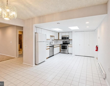 332 Quinton Drive - Photo Thumbnail 10