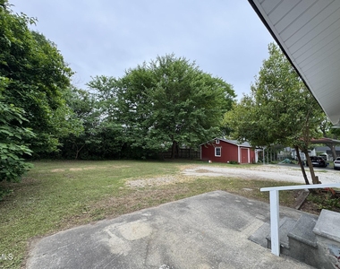 307 E F Street - Photo Thumbnail 16