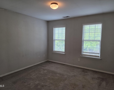 8208 Stone Cellar Drive - Photo Thumbnail 10