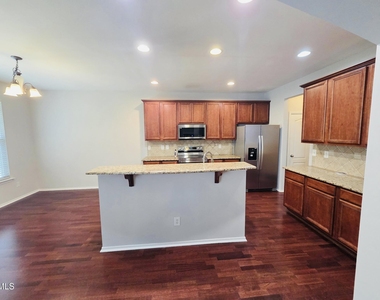 8208 Stone Cellar Drive - Photo Thumbnail 26