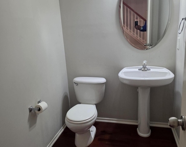 8208 Stone Cellar Drive - Photo Thumbnail 17