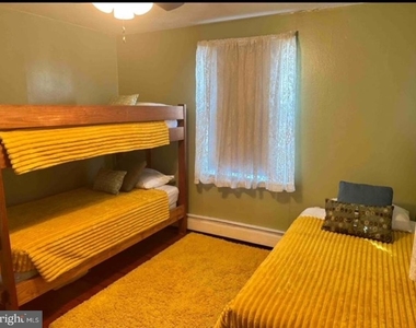 1335 Simpson Avenue - Photo Thumbnail 5