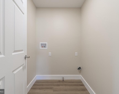 820 Archer Street - Photo Thumbnail 14