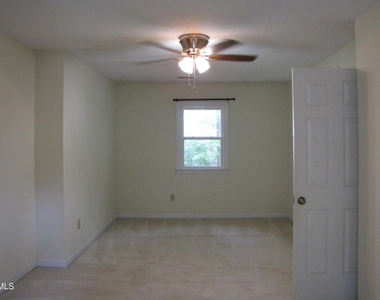 603 E Hammond Street - Photo Thumbnail 14