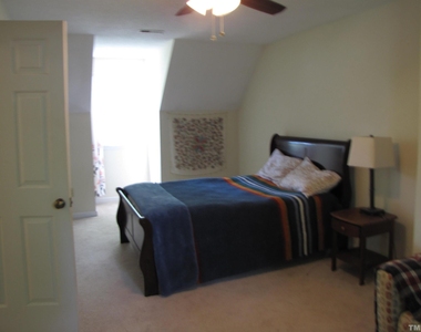 603 E Hammond Street - Photo Thumbnail 9