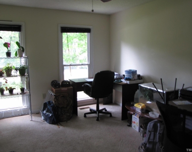 603 E Hammond Street - Photo Thumbnail 6