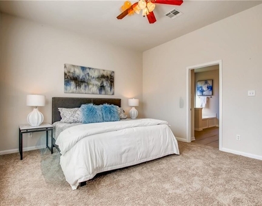 220 Stone Crest Blvd - Photo Thumbnail 10