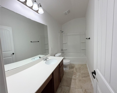 12821 Stoney Ridge Bnd - Photo Thumbnail 19
