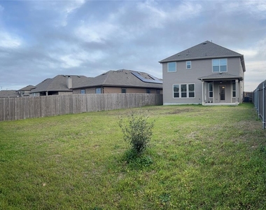 12821 Stoney Ridge Bnd - Photo Thumbnail 23
