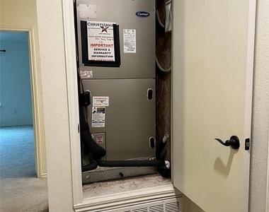 12821 Stoney Ridge Bnd - Photo Thumbnail 11