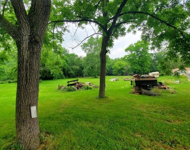 12512 Stone Bridge Drive - Photo Thumbnail 3