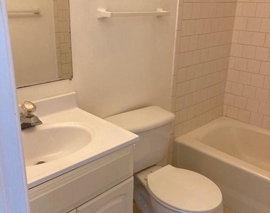 11232 Cristins Circle - Photo Thumbnail 15